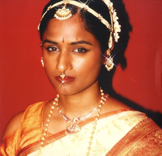 Priya Ragu – Damnshestamil